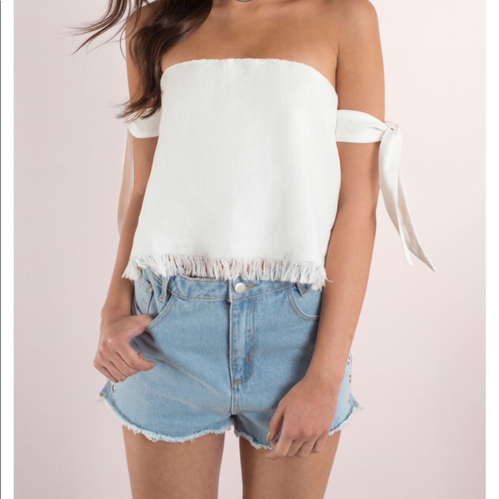 Tobi white off the shoulder summer top